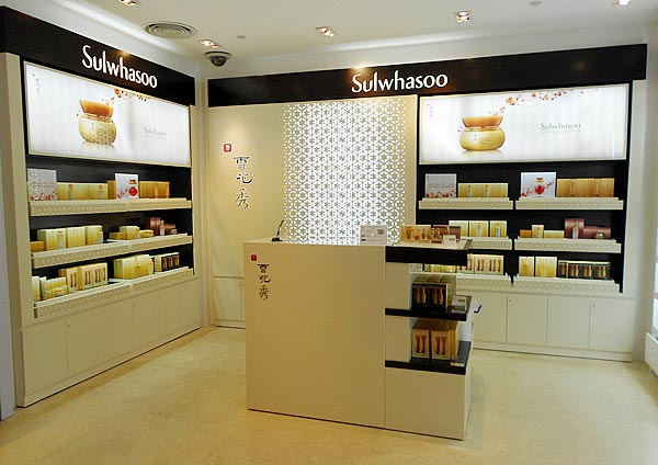 雪花秀賣場空間設(shè)計(jì)18